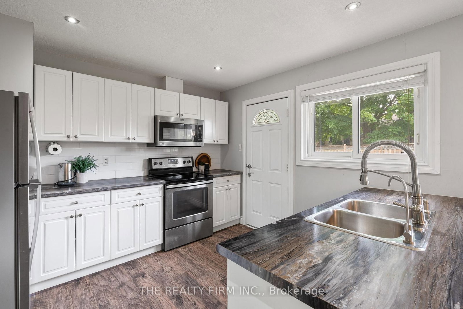 10 Afton Road • London South, ON photo 11
