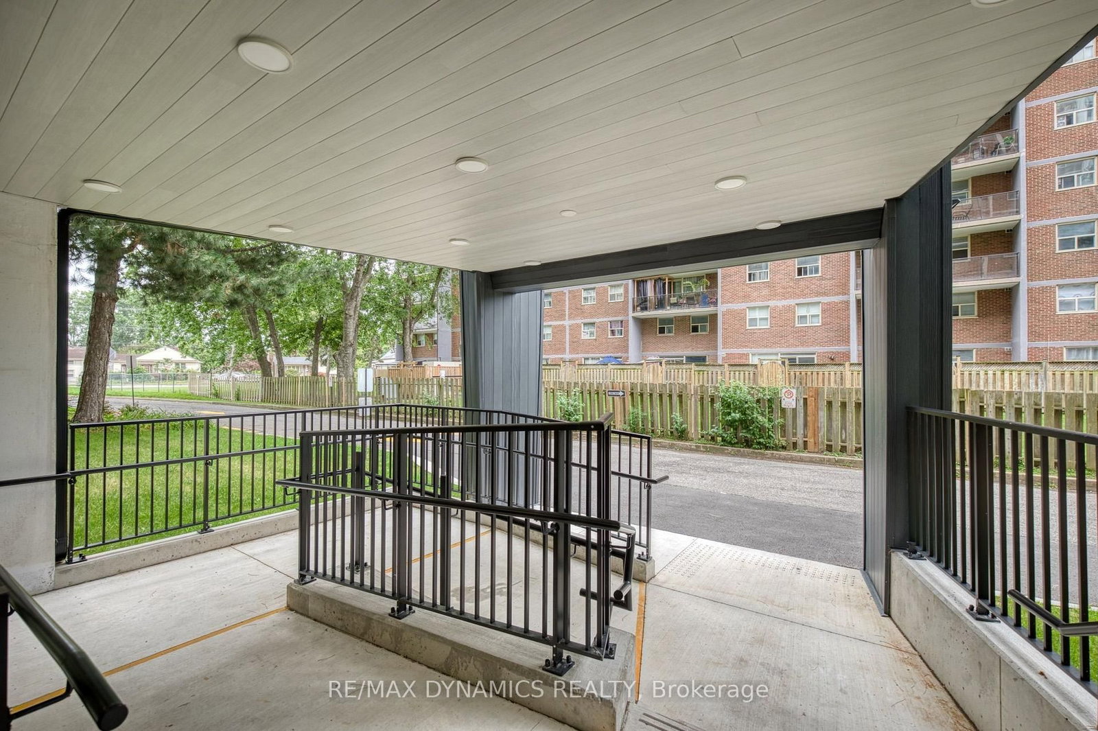 359 Geneva Street • #309 • St. Catharines, ON photo 4