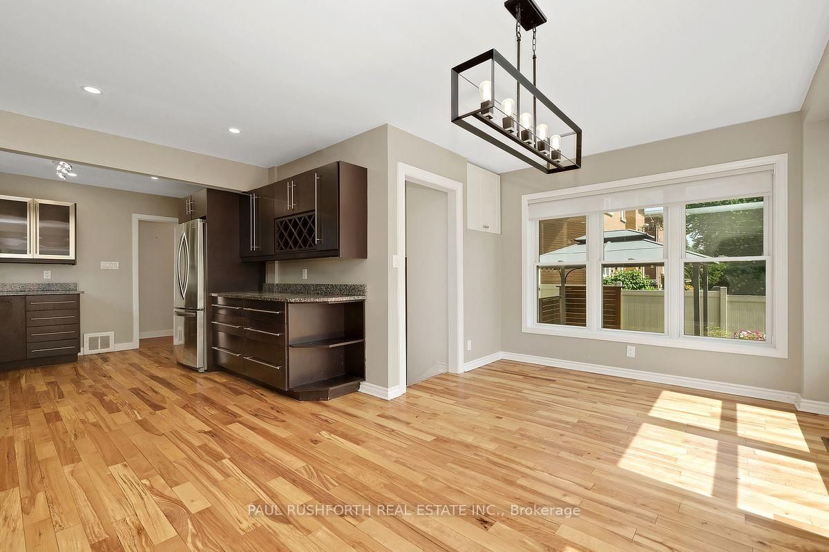 1072 Richard Avenue • Ottawa, ON photo 16