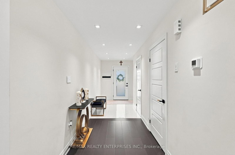 19 Faith Street N
