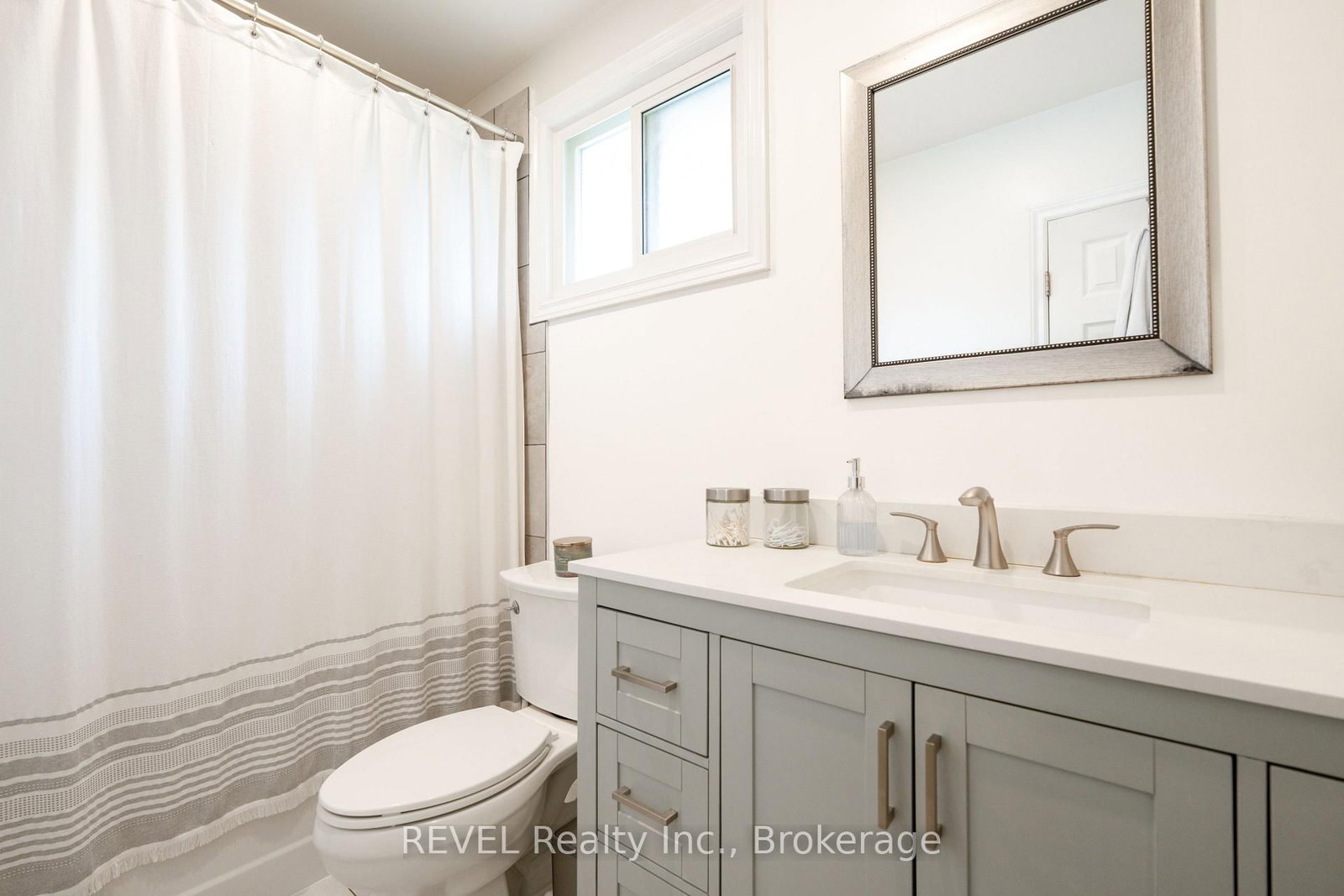 4480 Queensway Gardens • Niagara Falls, ON photo 11