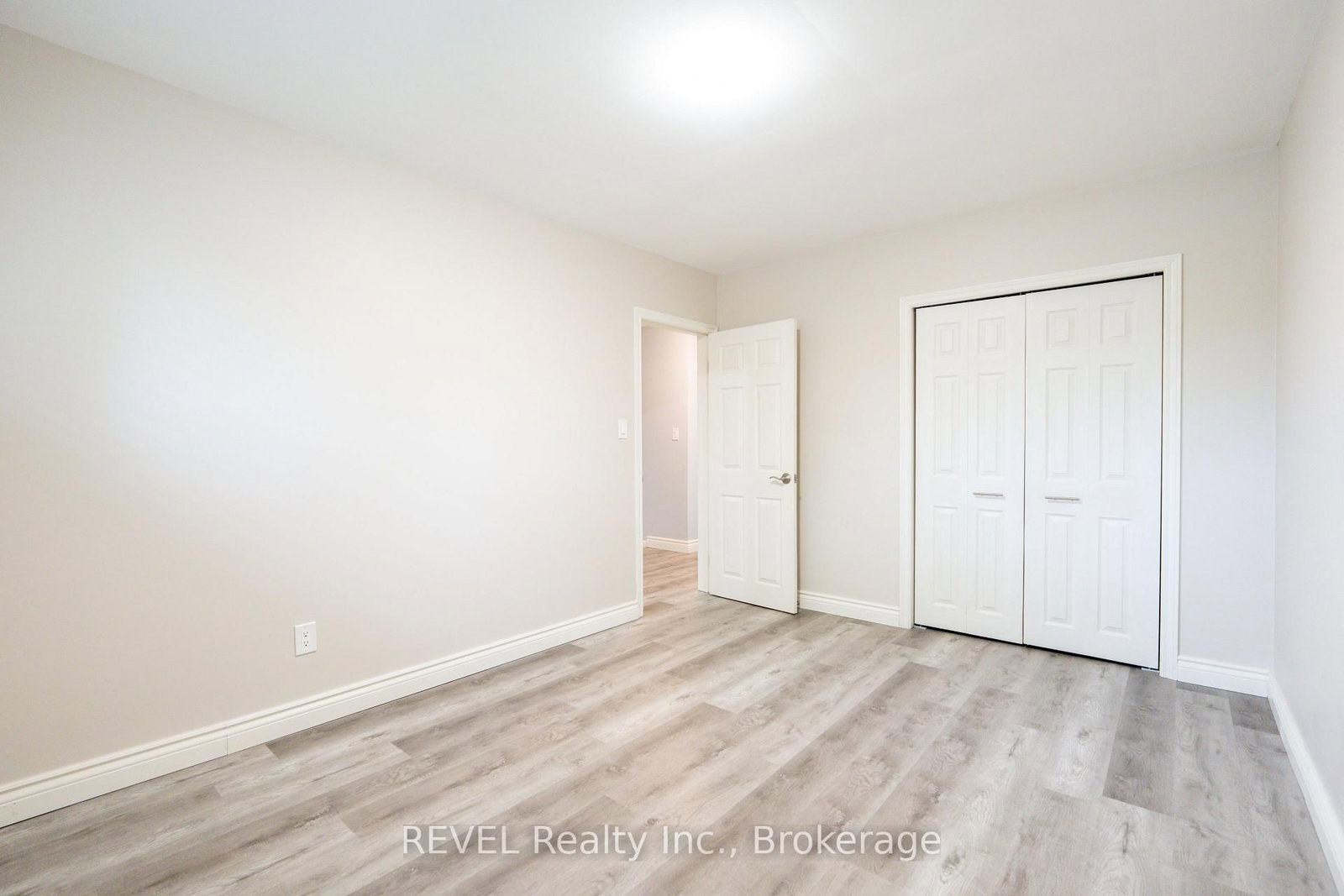 4480 Queensway Gardens • Niagara Falls, ON photo 15