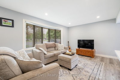 4480 Queensway Gardens • Niagara Falls, ON photo 5