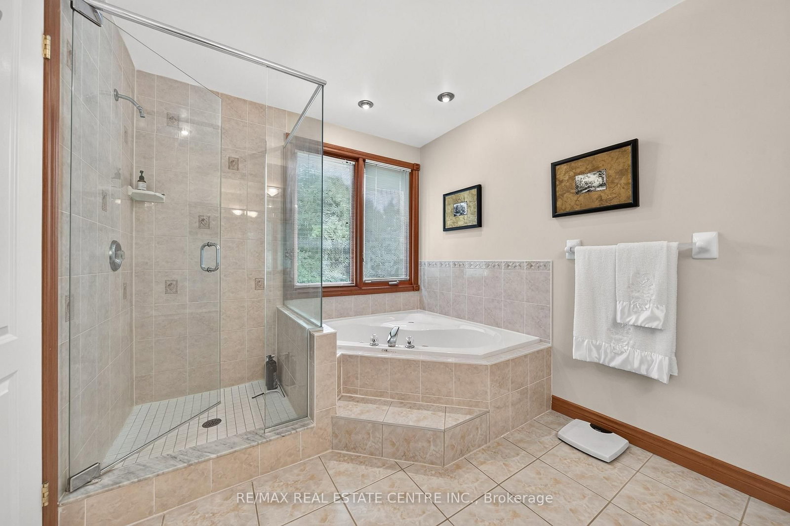 52 Archwood Crescent • Cambridge, ON photo 27
