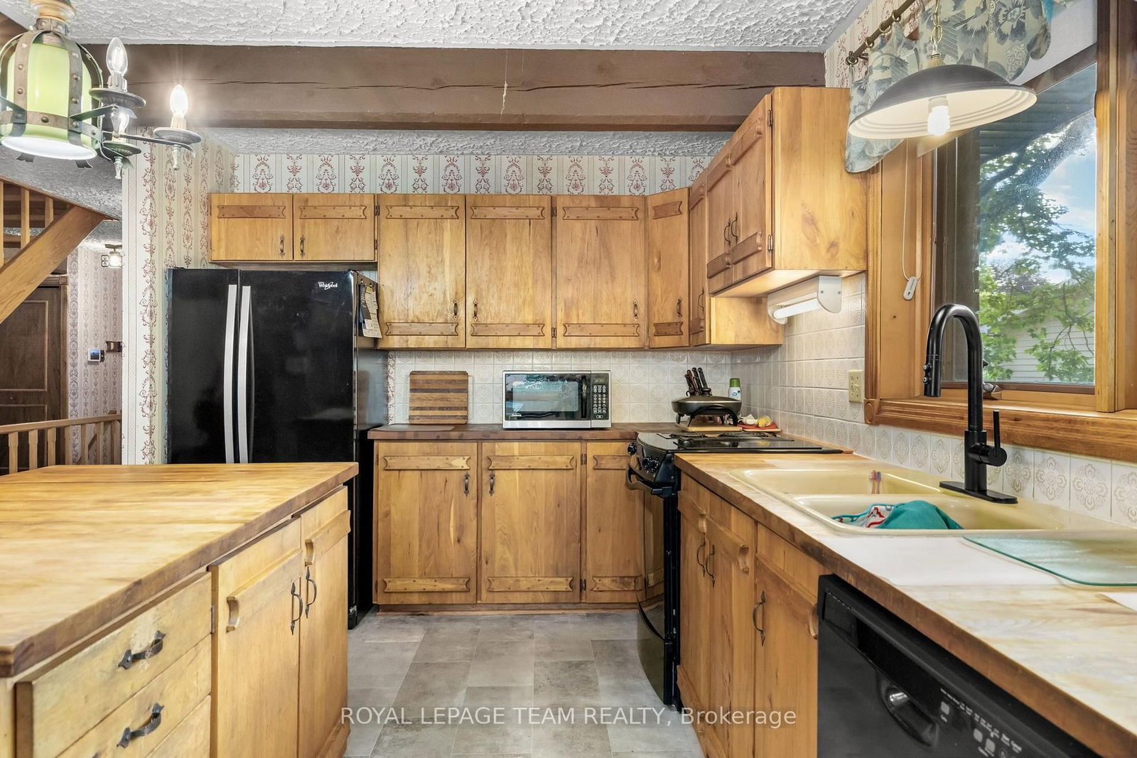 14 Taunton Place • Ottawa, ON photo 13