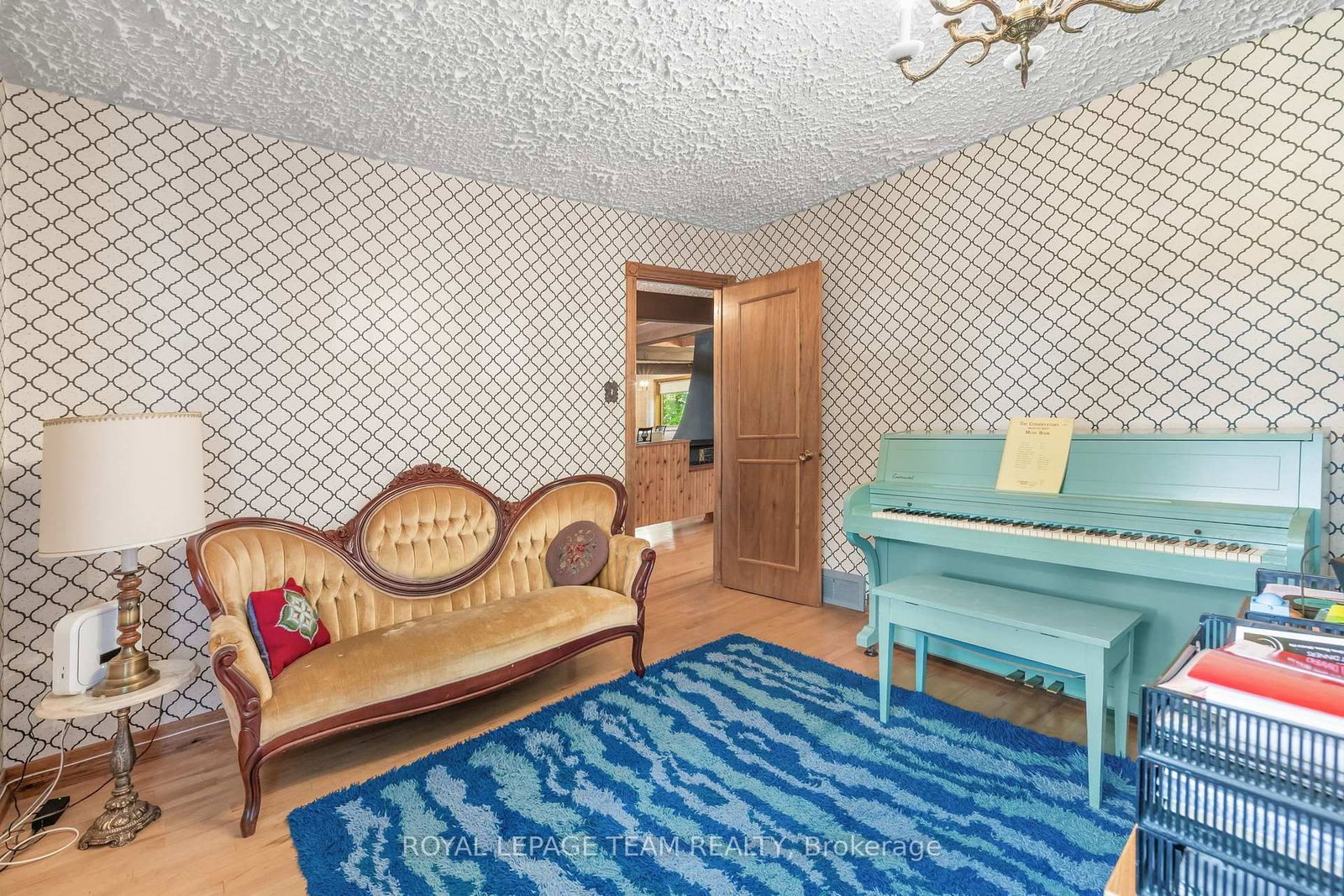 14 Taunton Place • Ottawa, ON photo 6