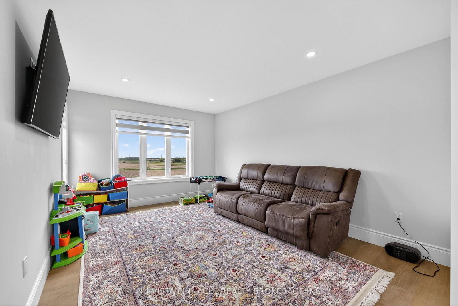 9507 Charlton Drive • Middlesex Centre, ON photo 22