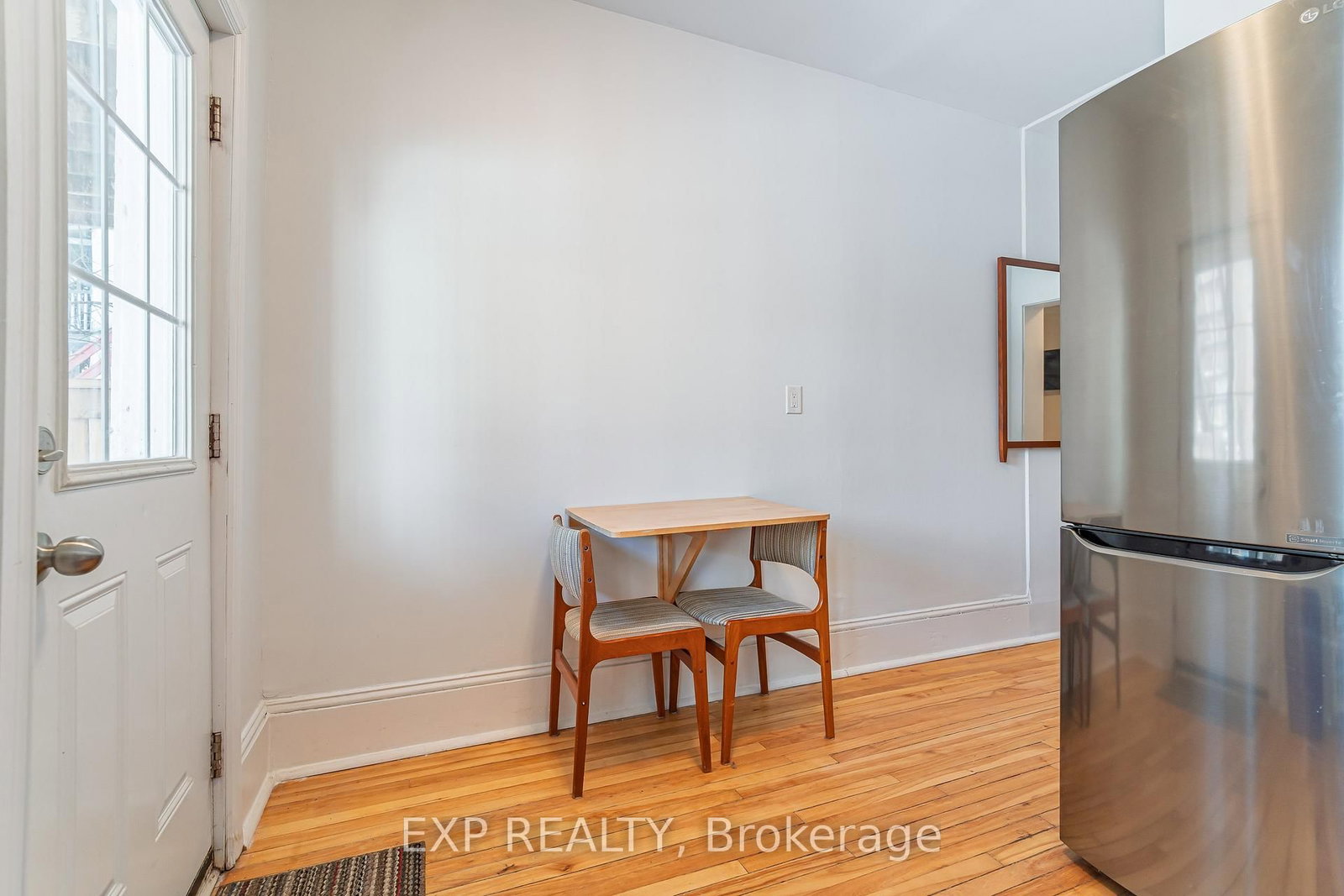 52 St Andrew Street • Ottawa, ON photo 22