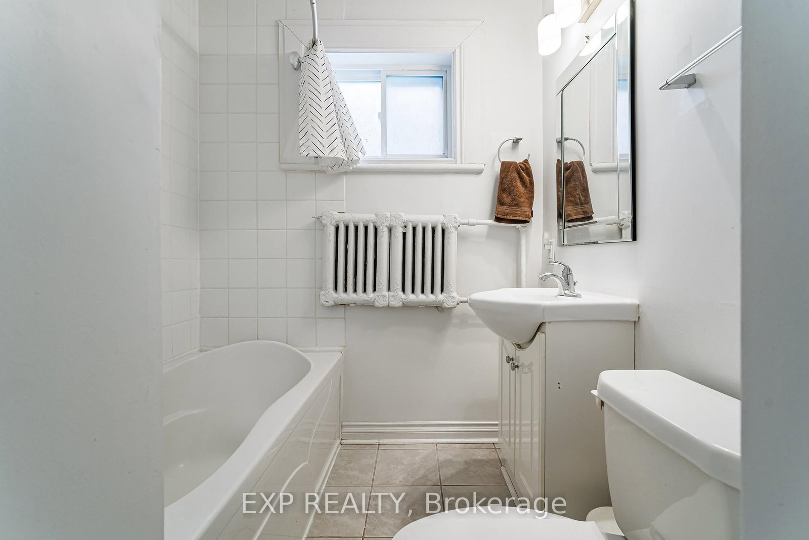 52 St Andrew Street • Ottawa, ON photo 27