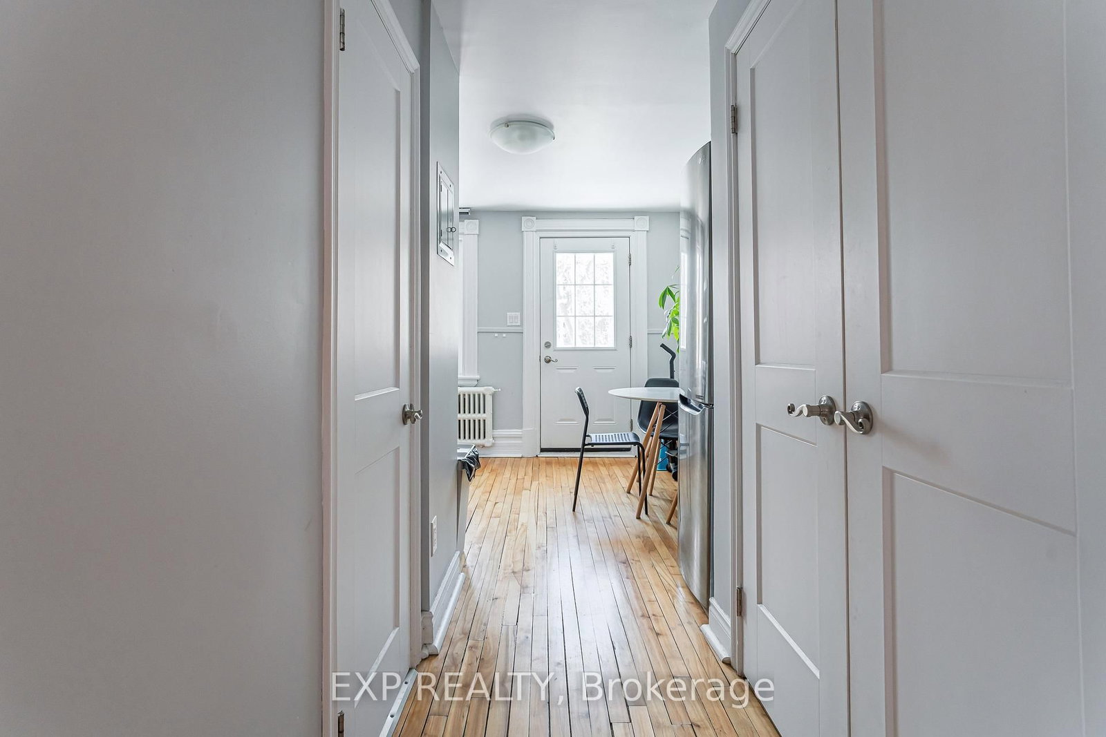 52 St Andrew Street • Ottawa, ON photo 5