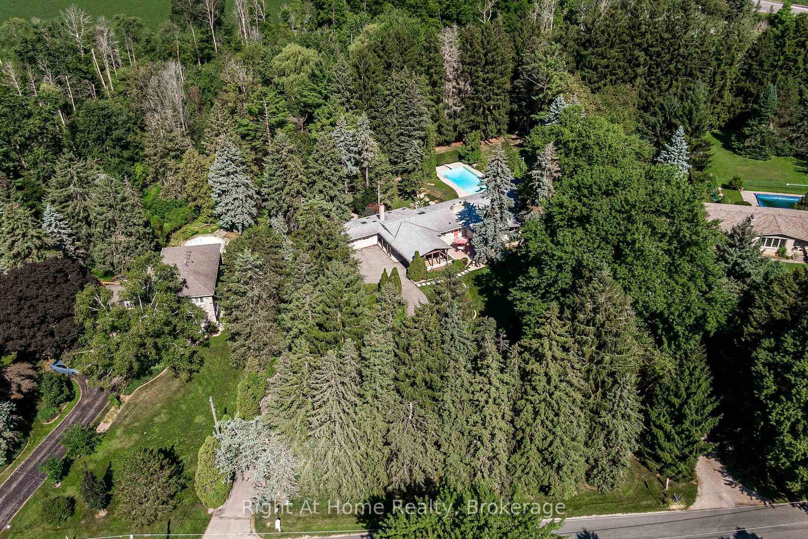 2880 Forest Road • Perth East, ON photo 39