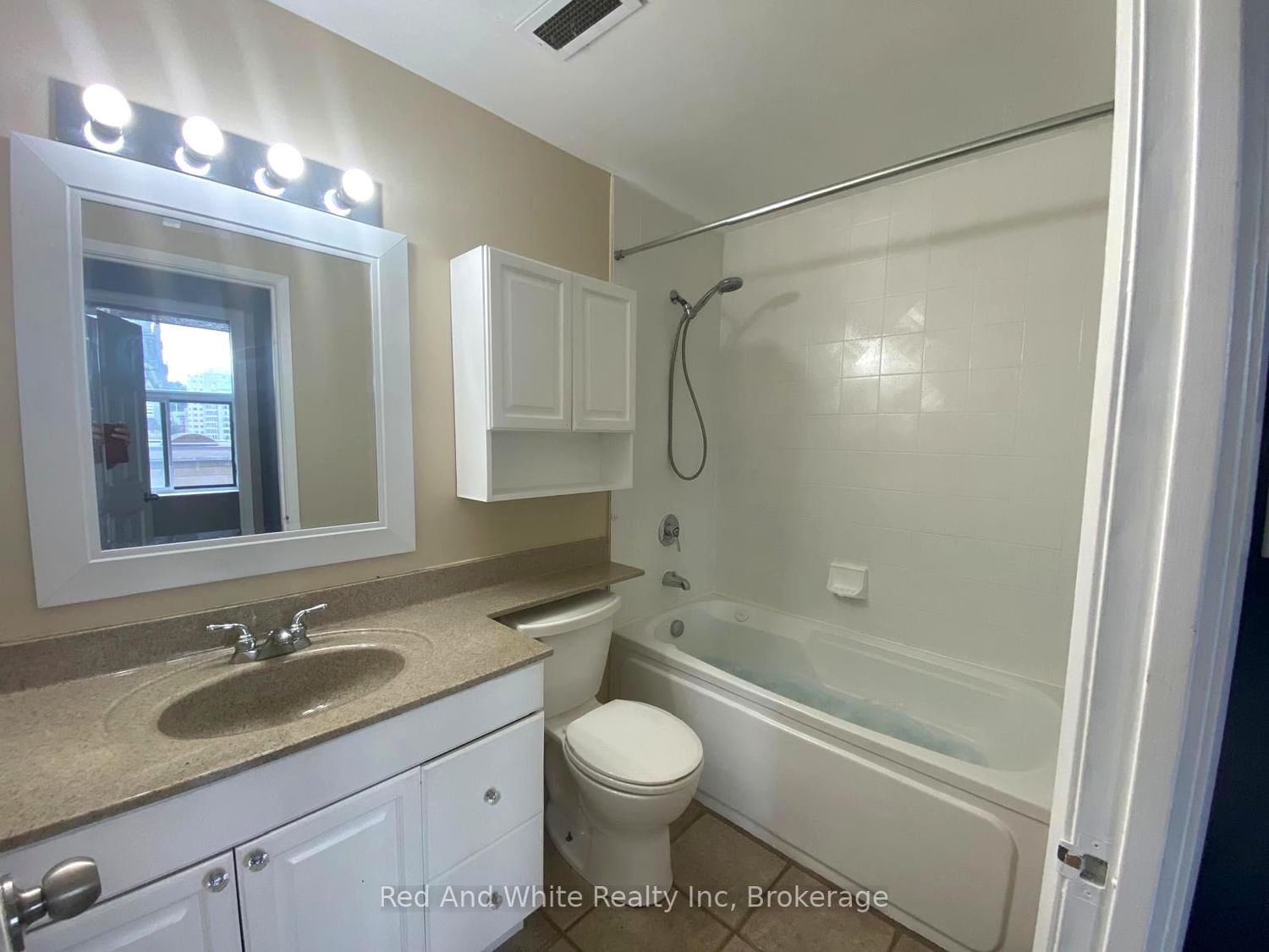 36 James Street S • #510 • Hamilton, ON photo 6