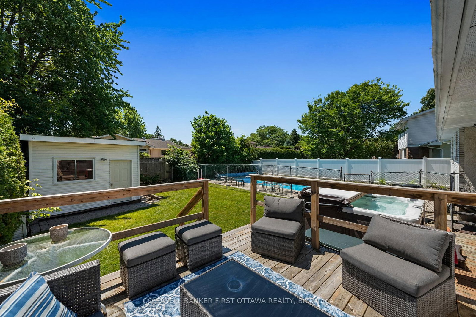 12 Bradgate Drive • Ottawa, ON photo 36