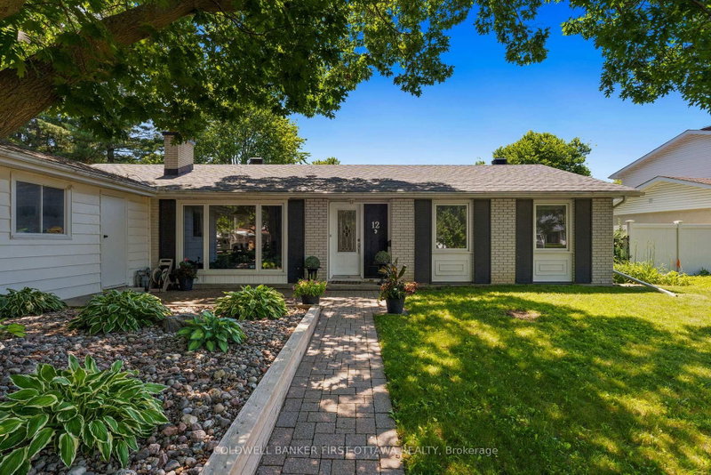 12 Bradgate Dr photo 4