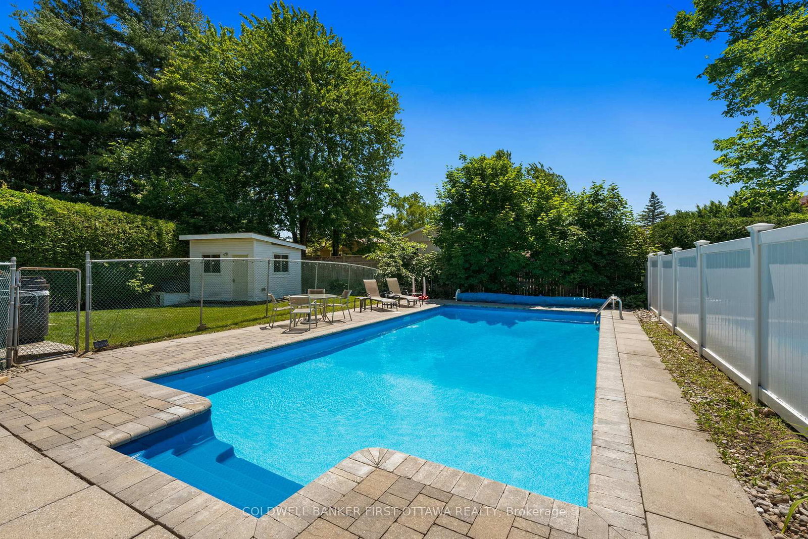 12 Bradgate Drive • Ottawa, ON photo 41