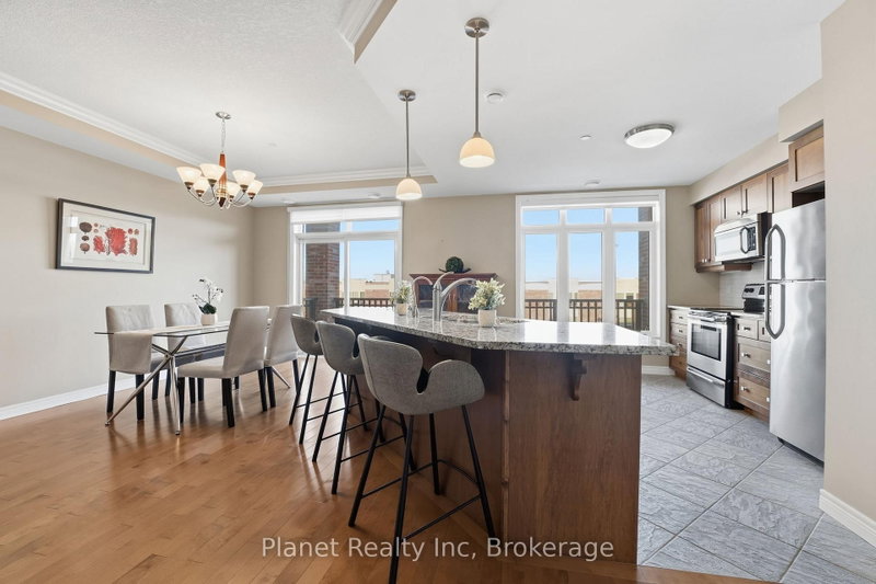 305 - 65 BAYBERRY Drive