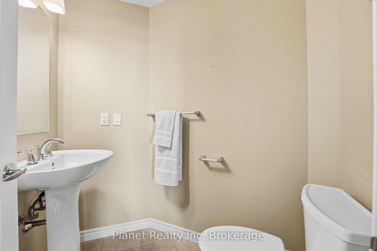 65 BAYBERRY Drive • #305 • Guelph, ON photo 16