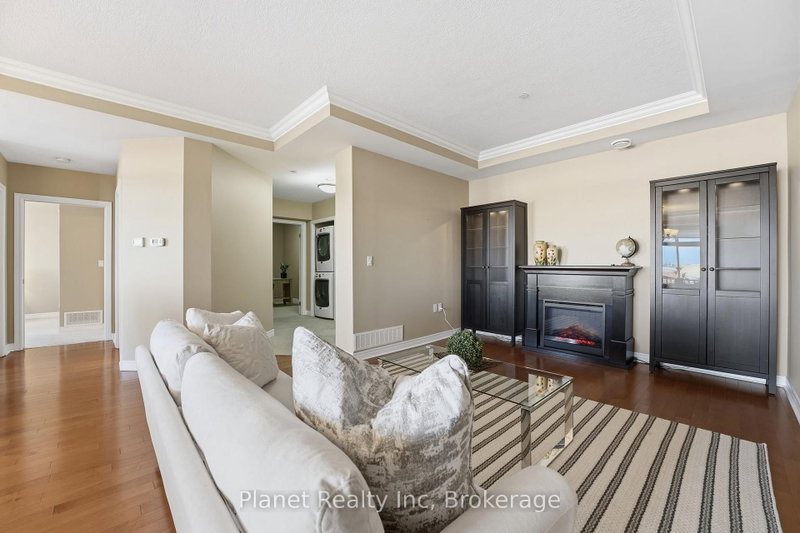 305 - 65 BAYBERRY Drive