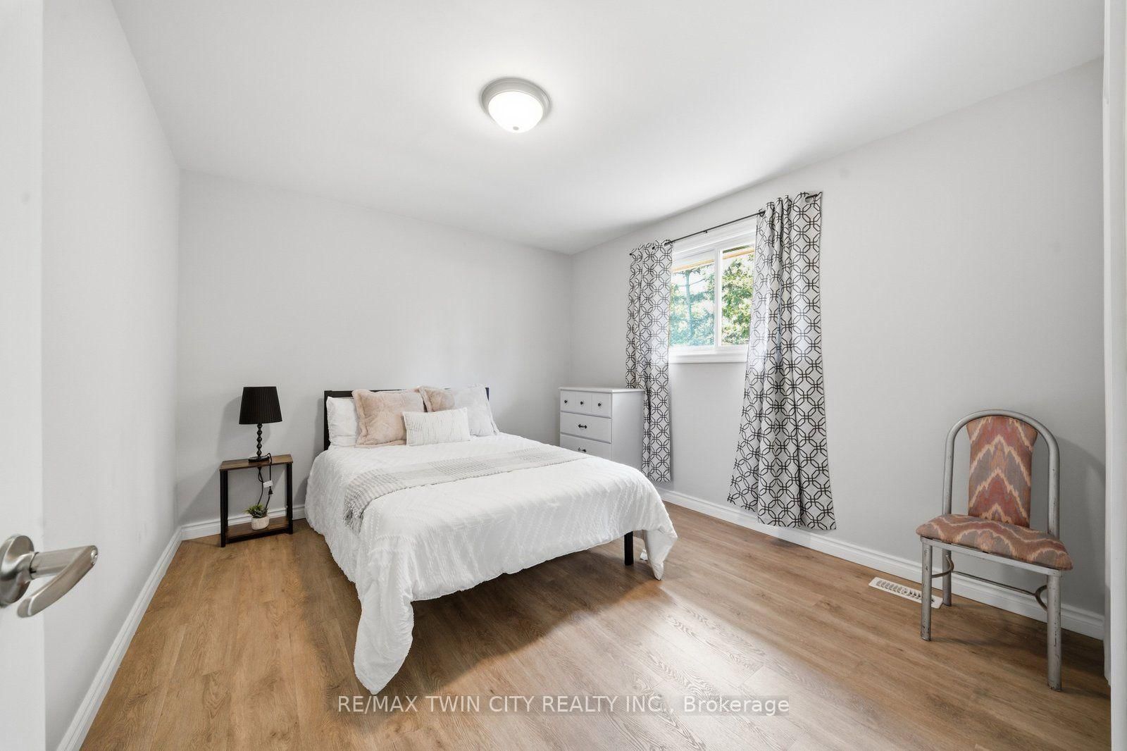 44 Stanley Street • Brantford, ON photo 21