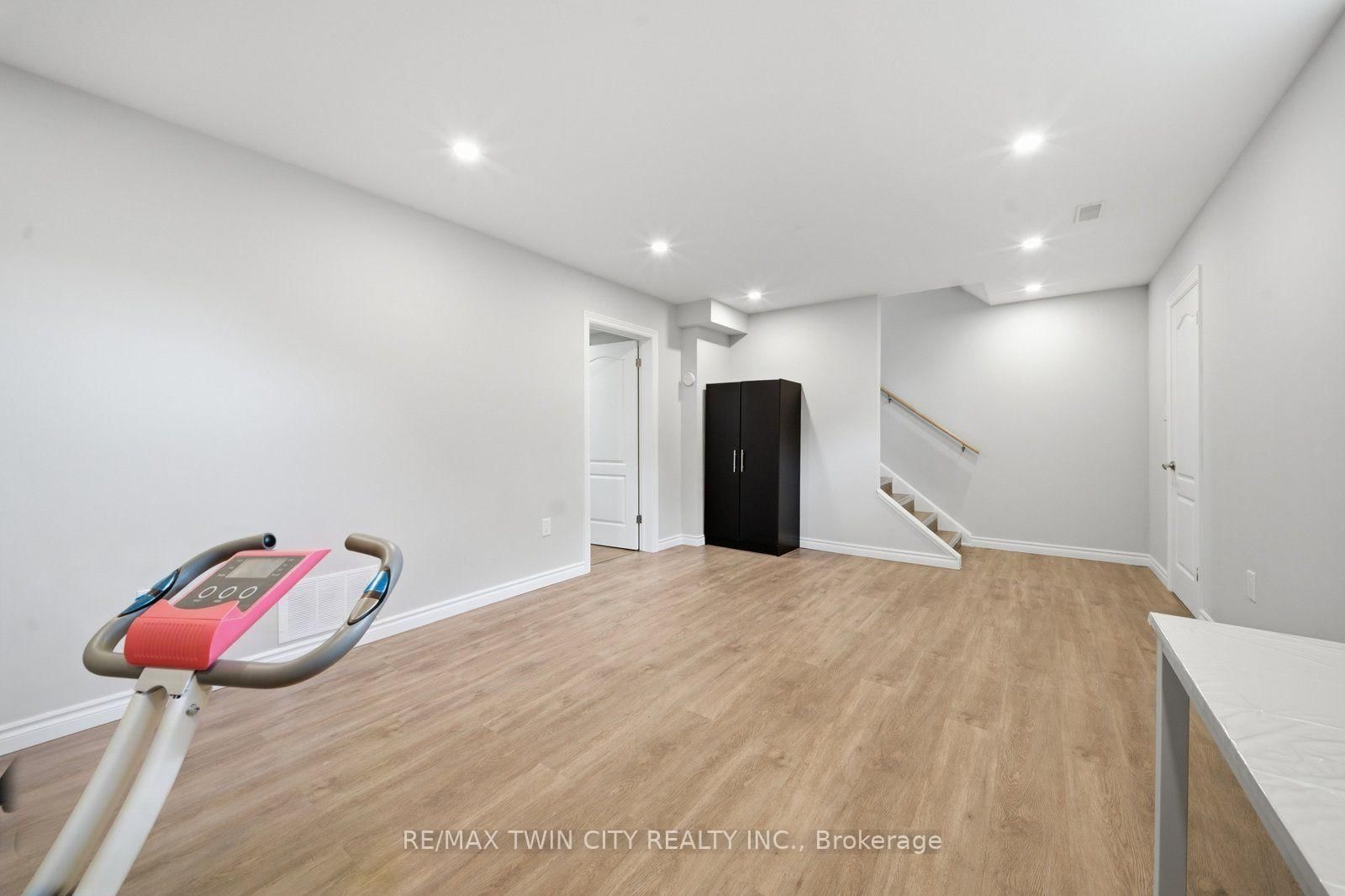 44 Stanley Street • Brantford, ON photo 26