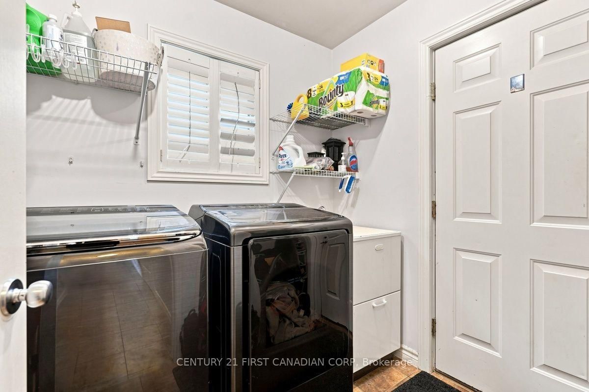 1687 Coronation Drive • London North, ON photo 20