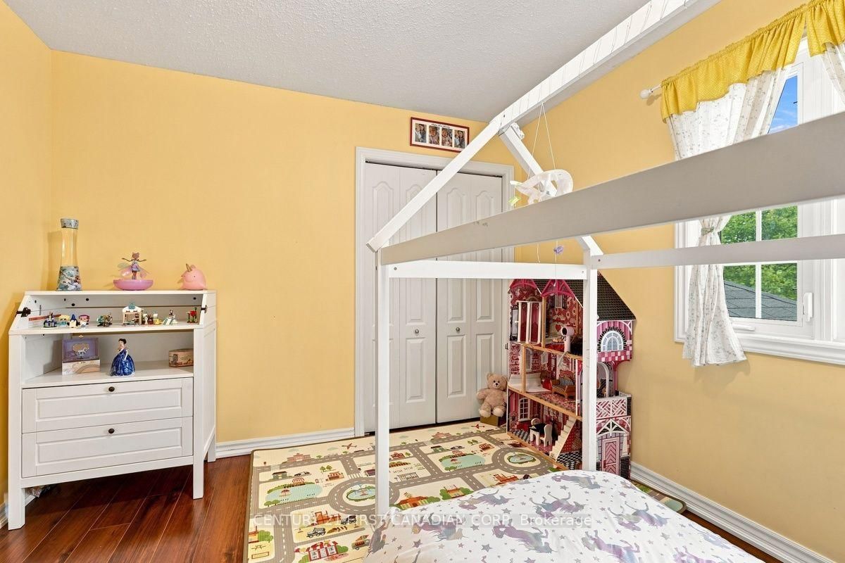 1687 Coronation Drive • London North, ON photo 26
