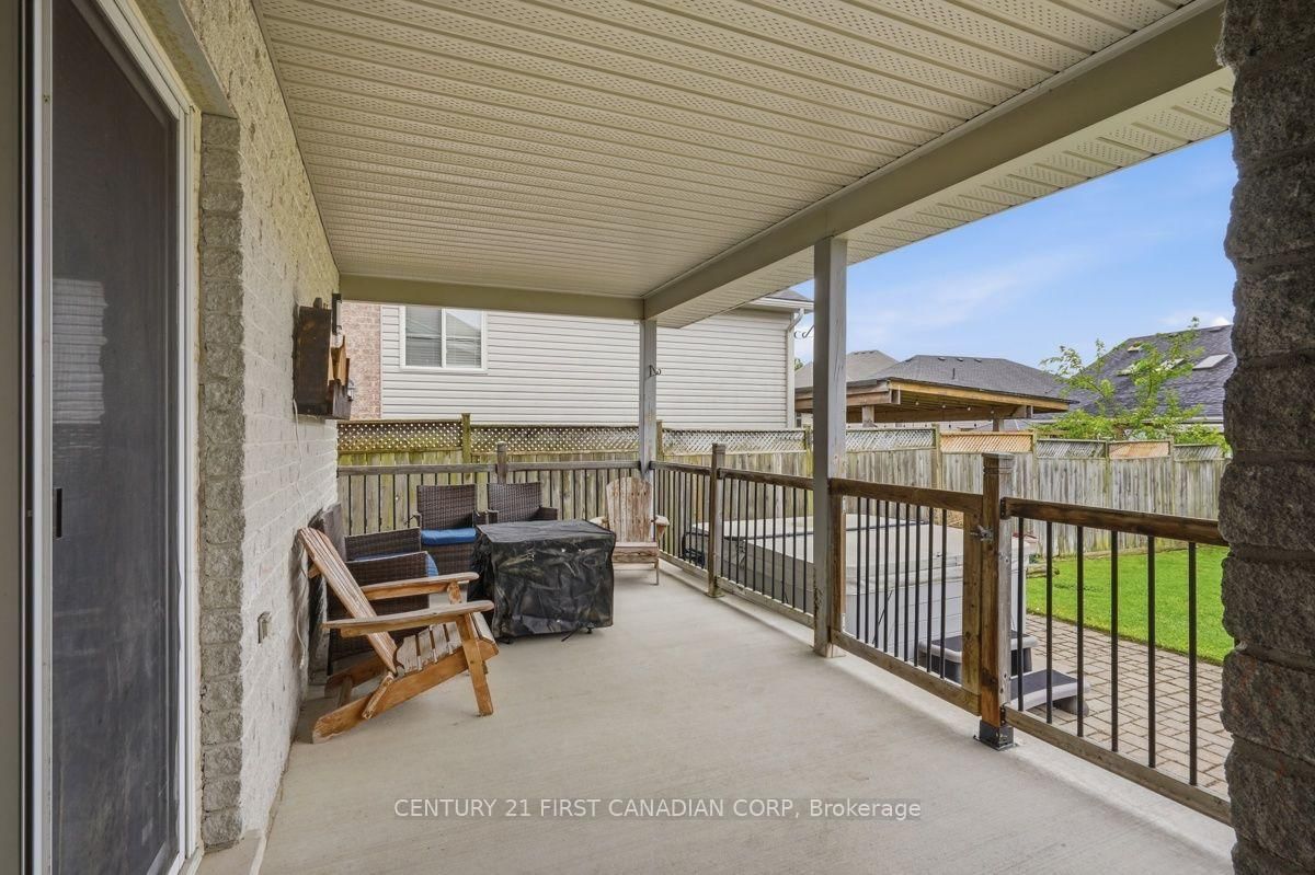 1687 Coronation Drive • London North, ON photo 38