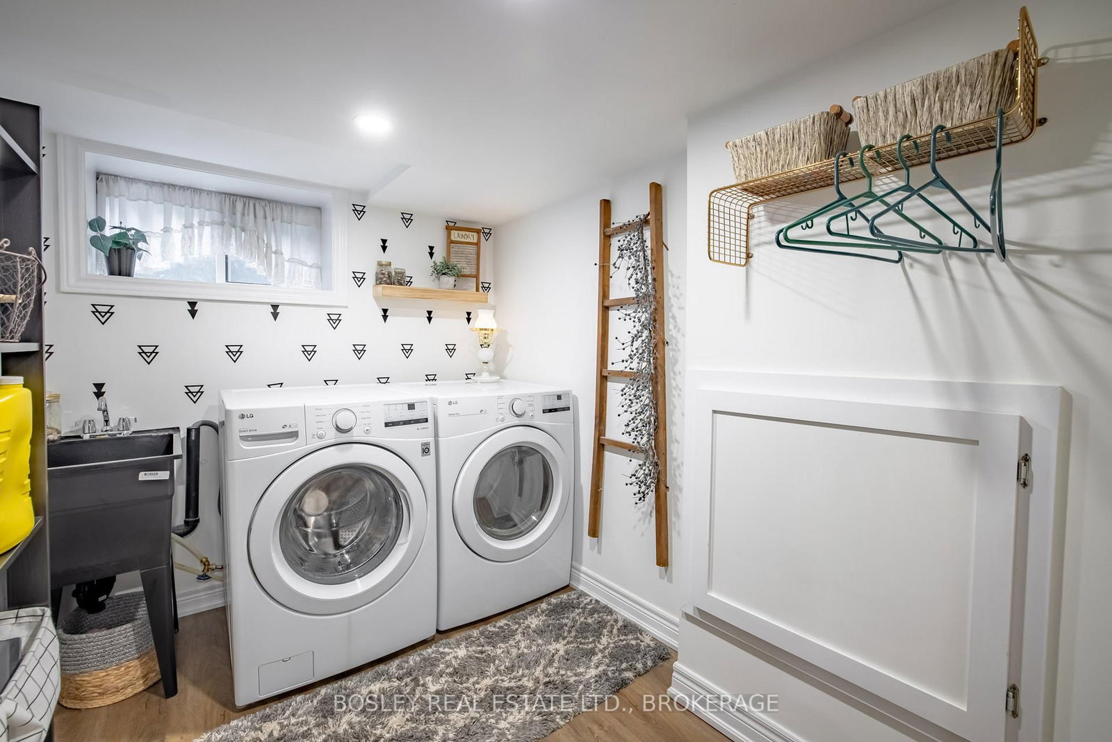 4148 DORCHESTER Road • Niagara Falls, ON photo 30