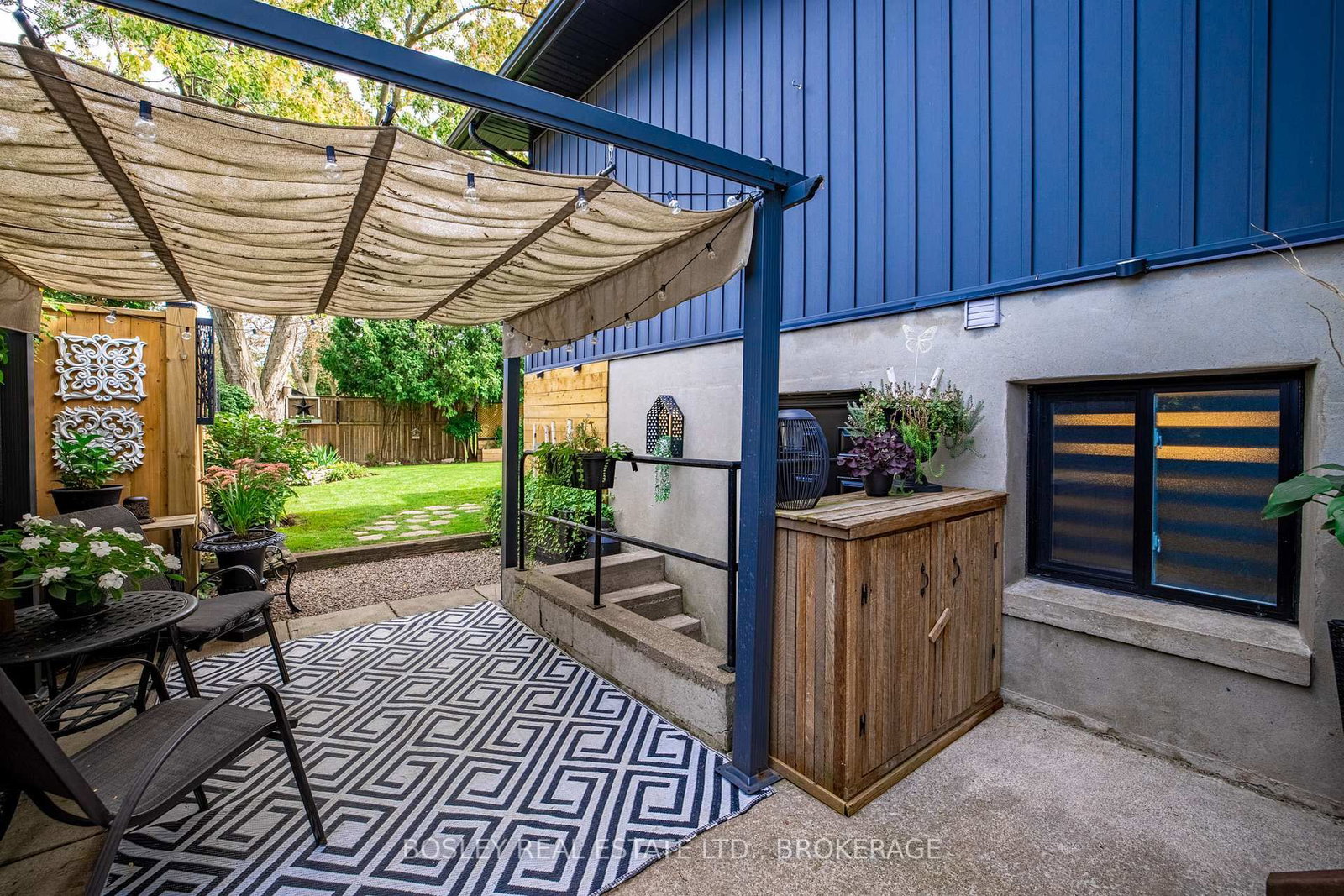 4148 DORCHESTER Road • Niagara Falls, ON photo 38
