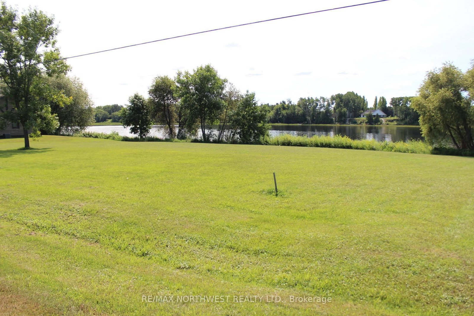PCL 26006 RIVER AVE • Rainy River, ON photo 4