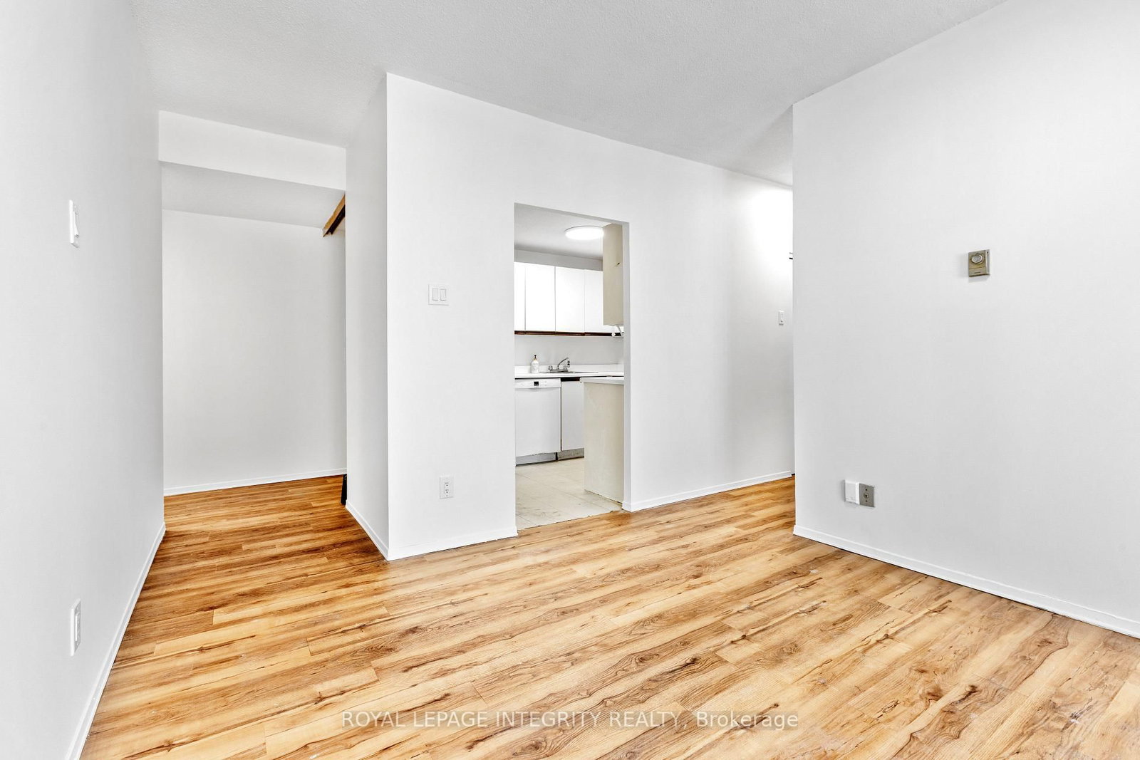 475 Laurier Avenue W • #2001 • Ottawa, ON photo 11