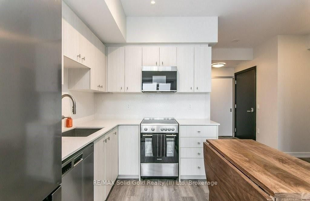 5 WELLINGTON Street S • #1607 • Kitchener, ON photo 10