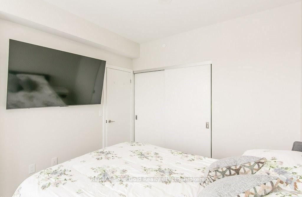 5 WELLINGTON Street S • #1607 • Kitchener, ON photo 18