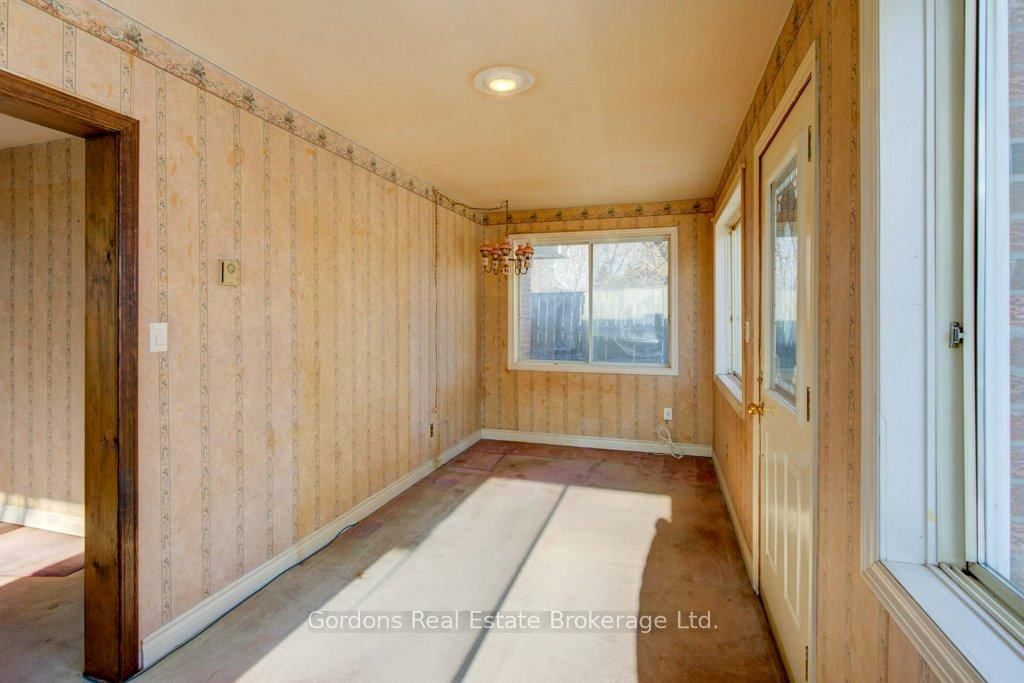 126 County Rd 10 • Prince Edward County, ON photo 10