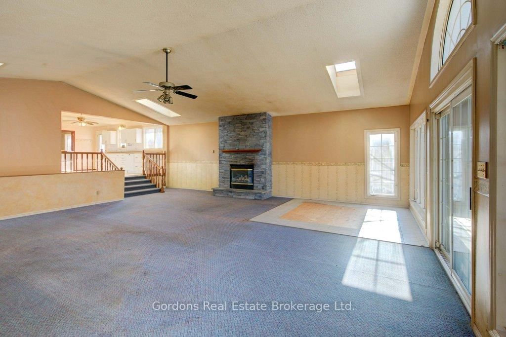 126 County Rd 10 • Prince Edward County, ON photo 21