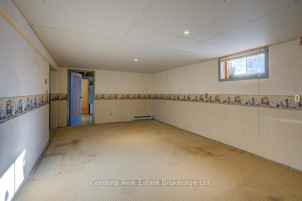 126 County Rd 10 • Prince Edward County, ON photo 38
