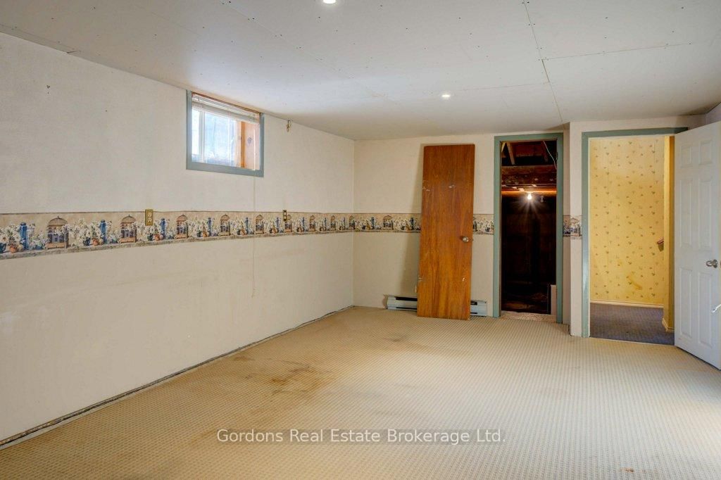 126 County Rd 10 • Prince Edward County, ON photo 39