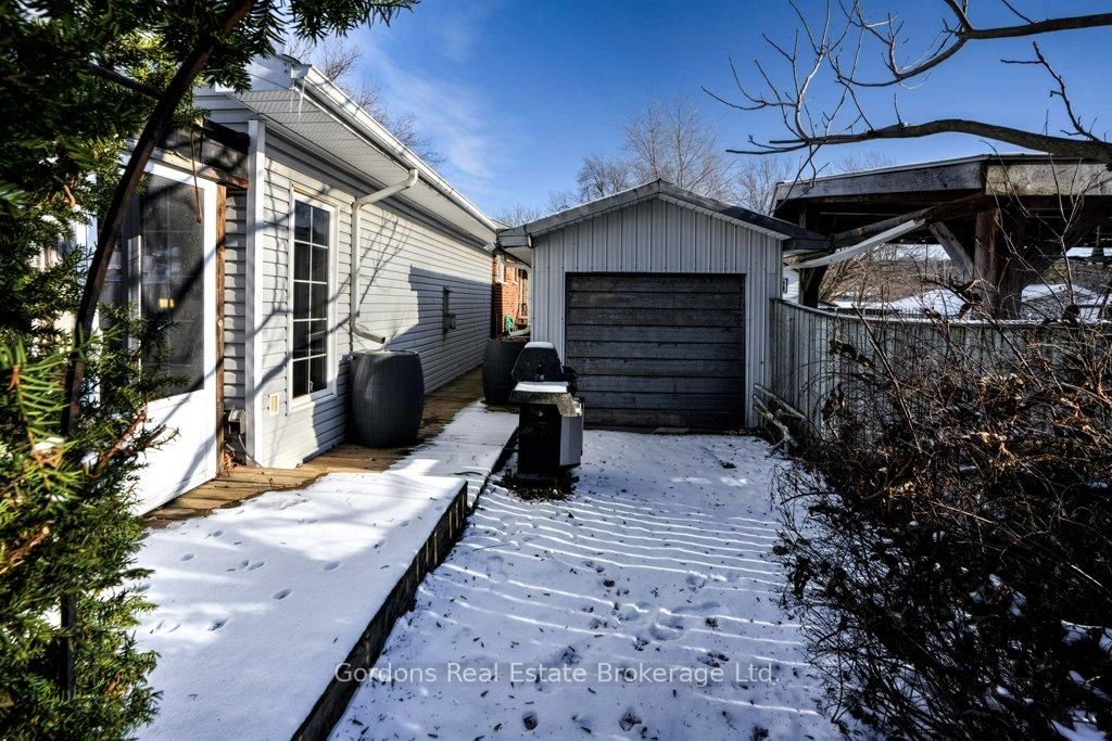 126 County Rd 10 • Prince Edward County, ON photo 4
