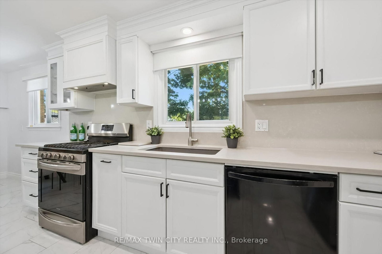 19 Mcgarry Drive • Kitchener, ON photo 13