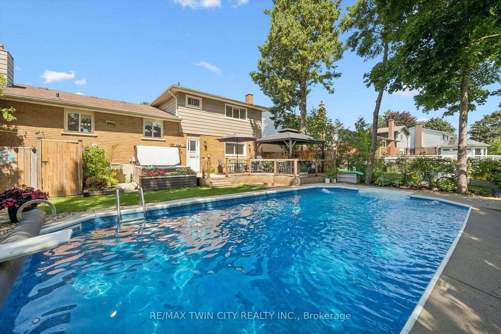 19 Mcgarry Drive • Kitchener, ON photo 37