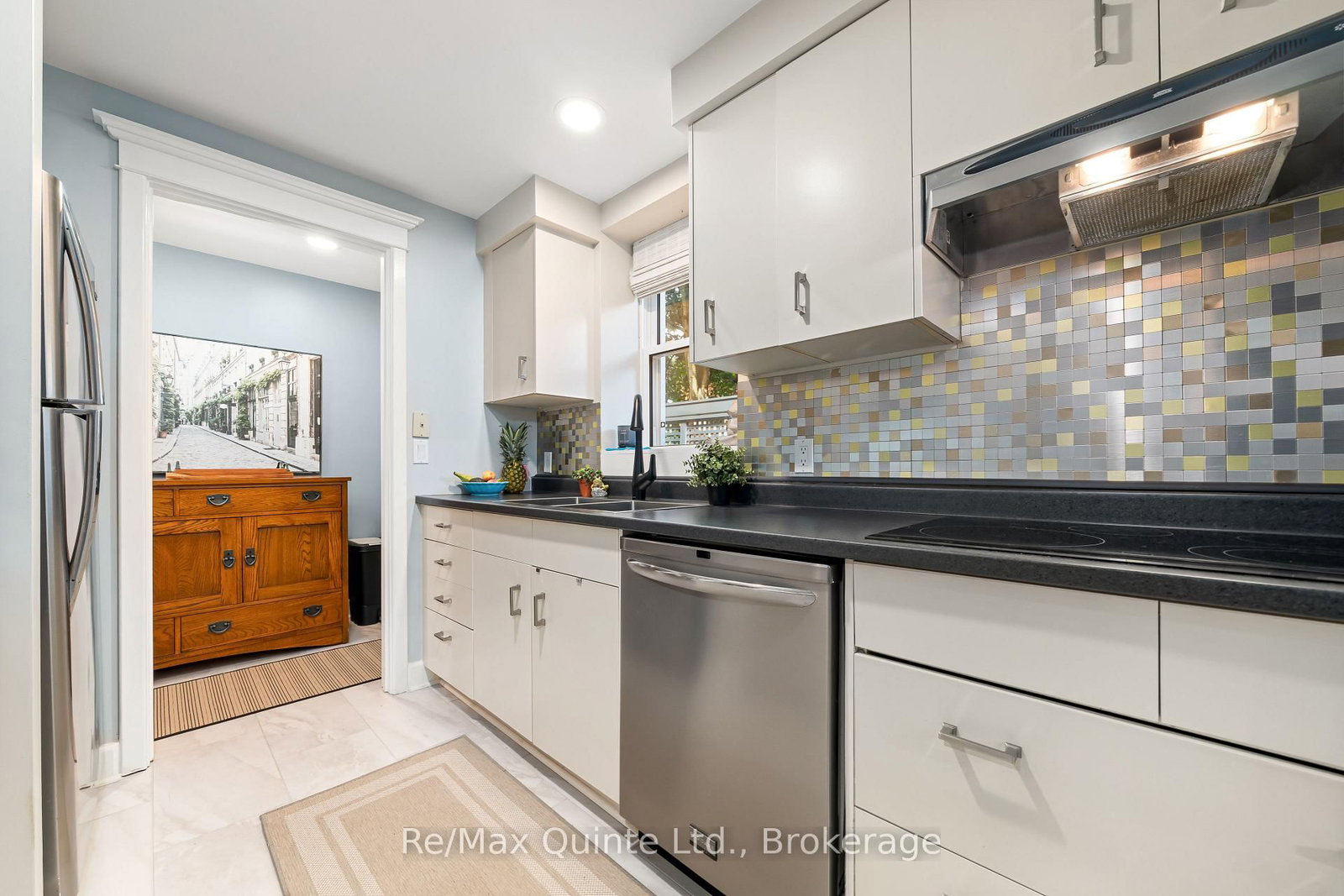 99 Bridge Street E • #5 • Belleville, ON photo 16