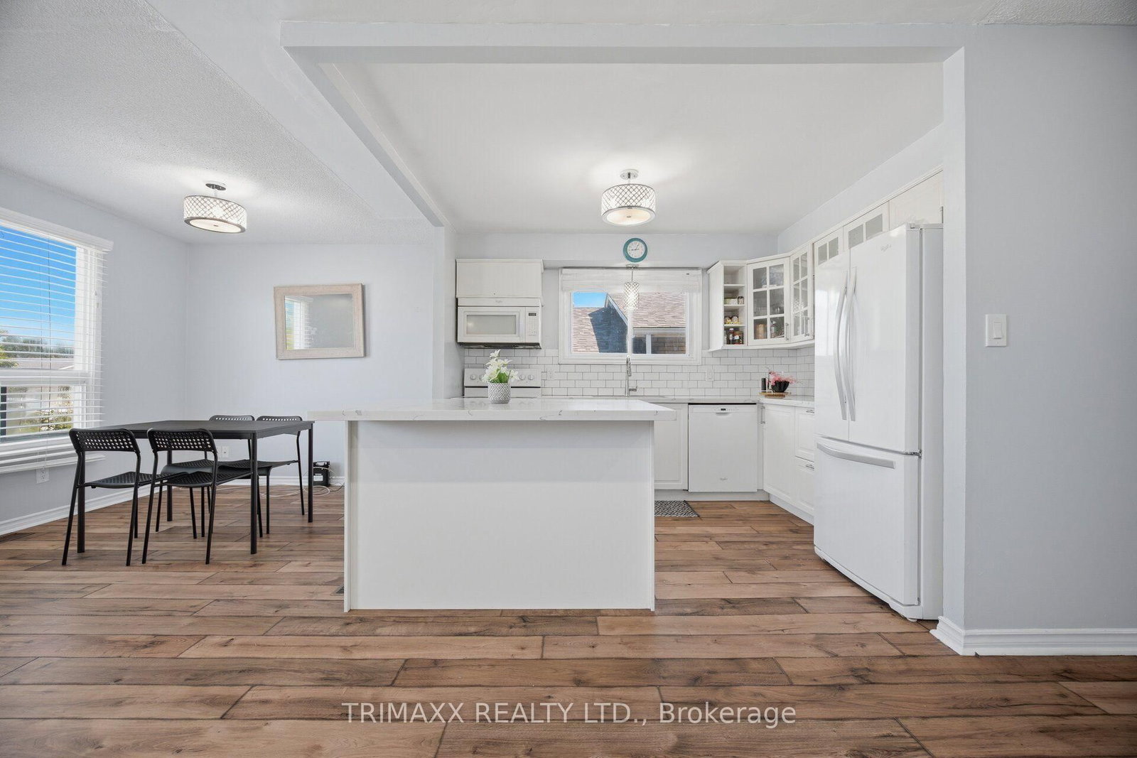 16 Loraine Drive • St. Catharines, ON photo 11