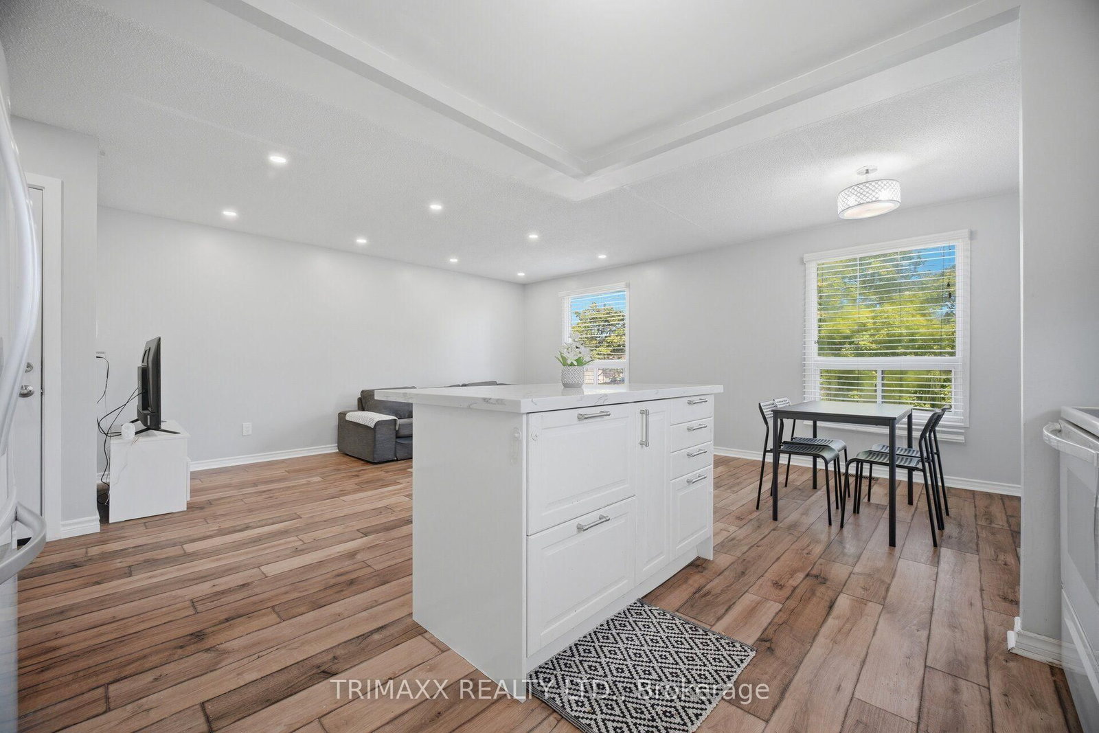 16 Loraine Drive • St. Catharines, ON photo 14