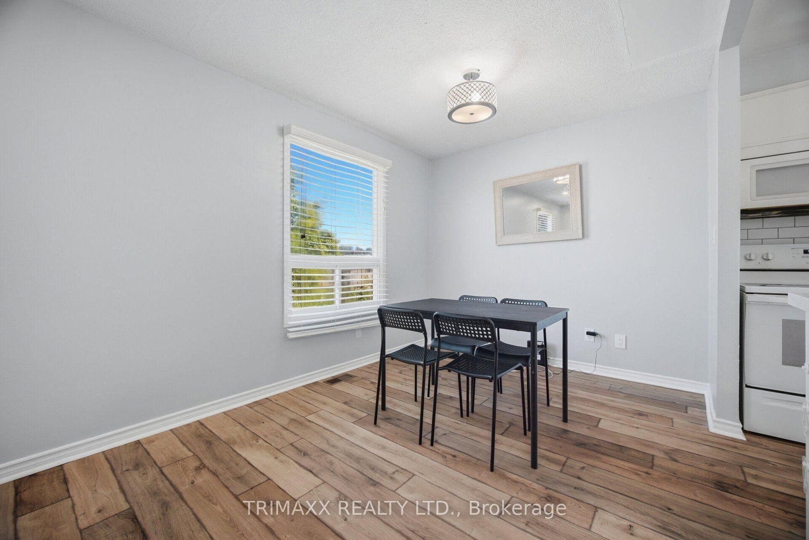 16 Loraine Drive • St. Catharines, ON photo 15