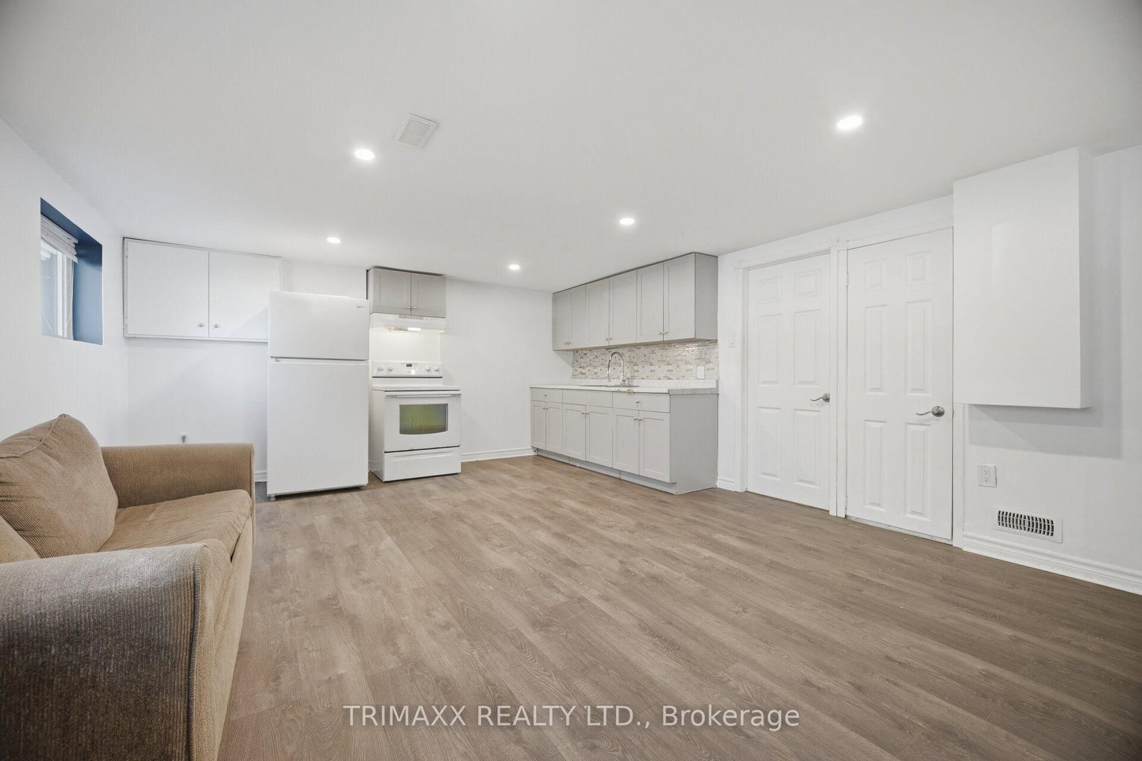 16 Loraine Drive • St. Catharines, ON photo 27