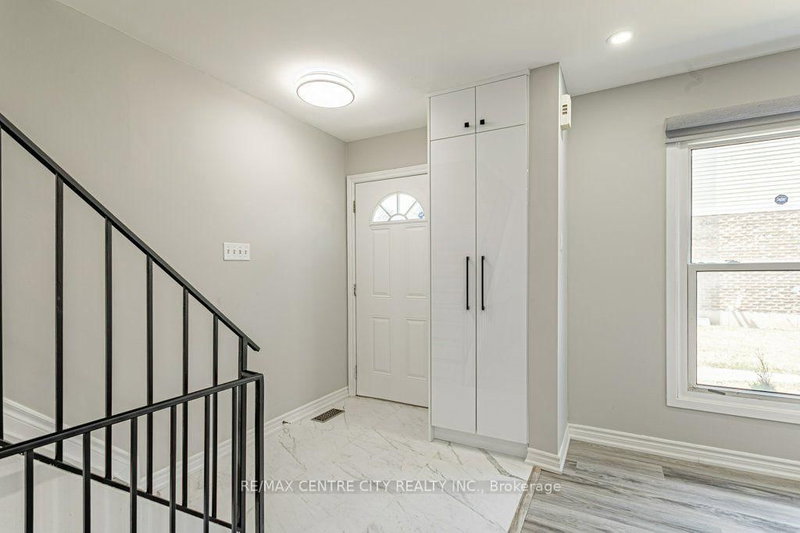 88 - 70 Fiddlers Green Road