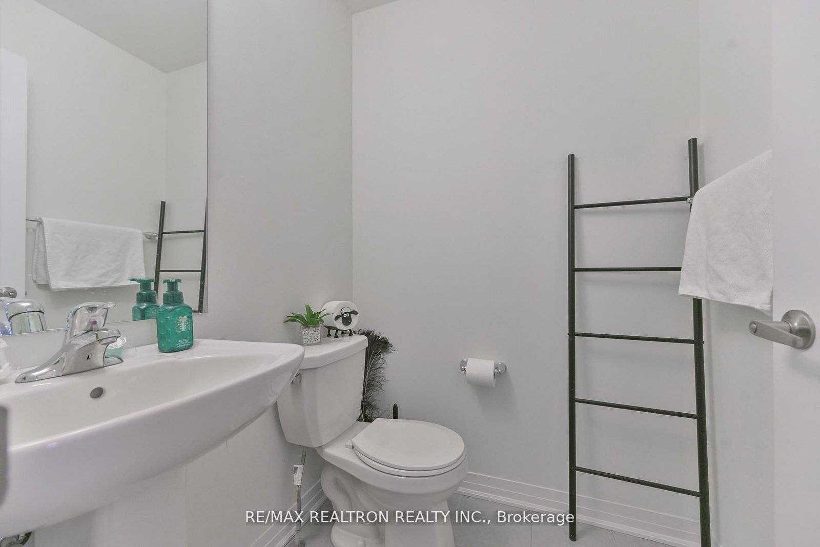 89 Masters Street • Welland, ON photo 10