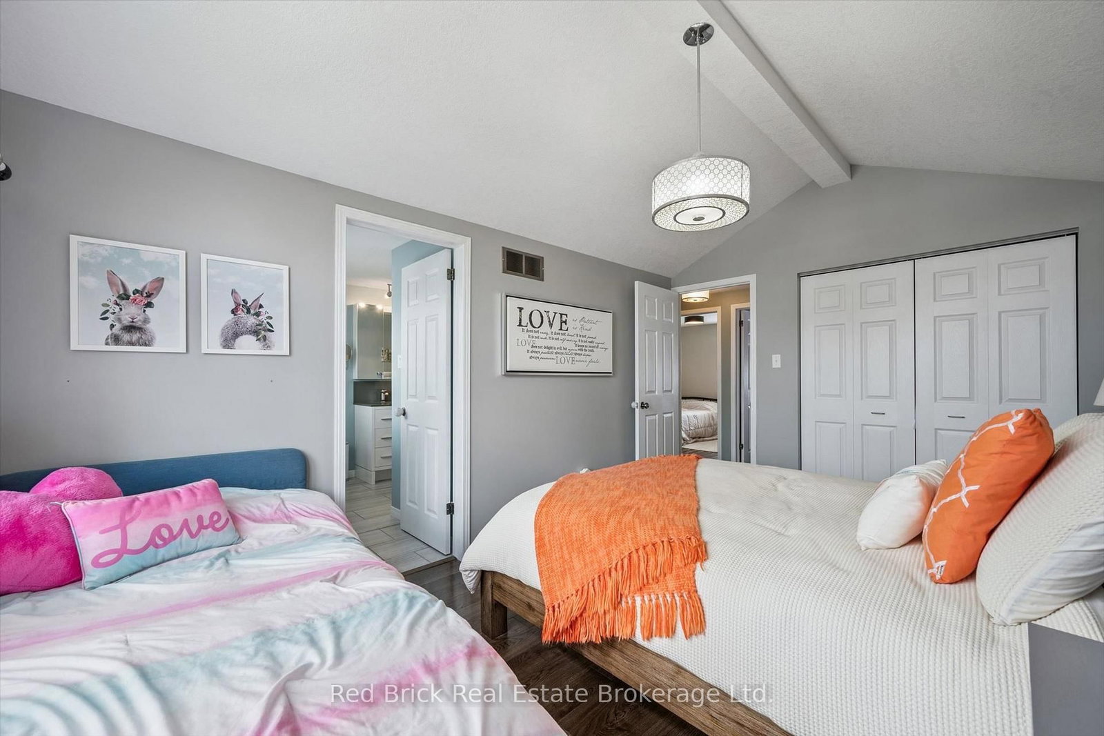 17 DAVISON DR • Guelph, ON photo 23