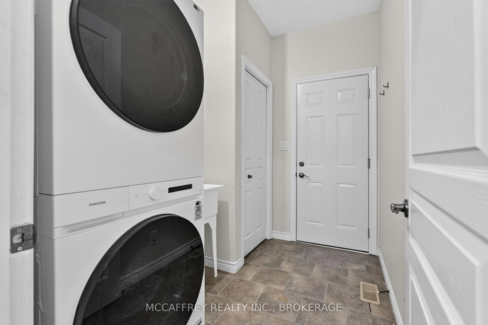 1286 Carfa Crescent • Kingston, ON photo 33