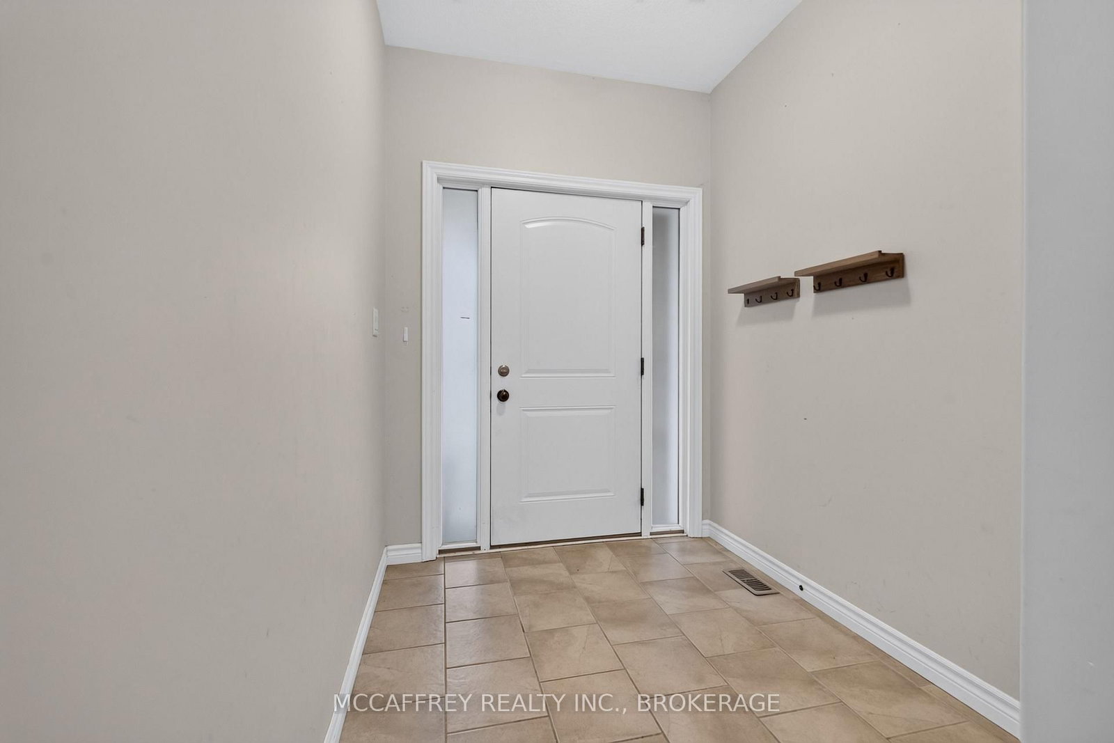1286 Carfa Crescent • Kingston, ON photo 4